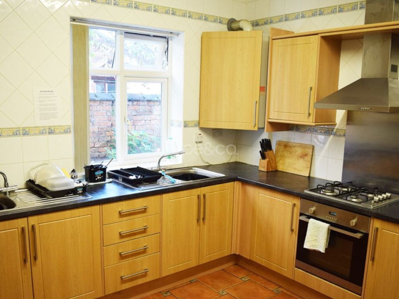 Room Charnwood Street in Derby