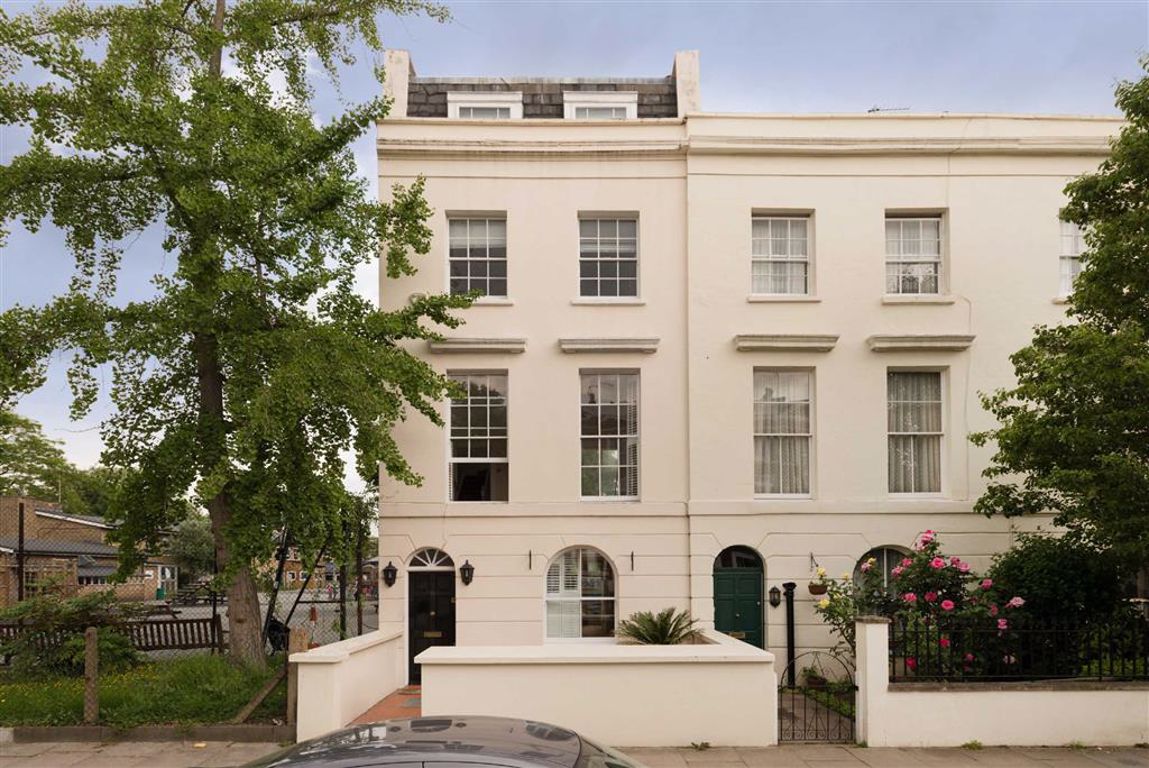 House Ordnance Hill in City of Westminster