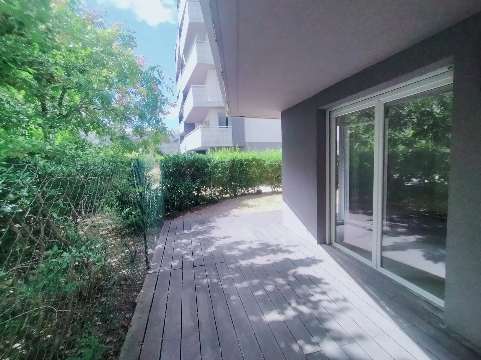 Flat Rue Maryse Bastié in Lyon