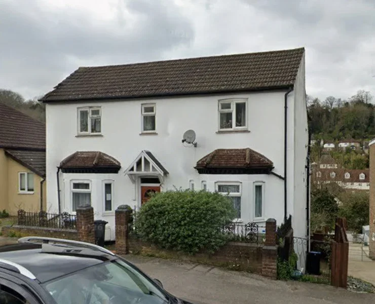 Flat Boswell Row in Caterham