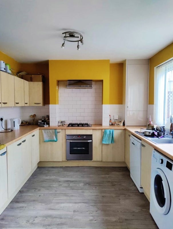House Bridgman Grove in Bristol