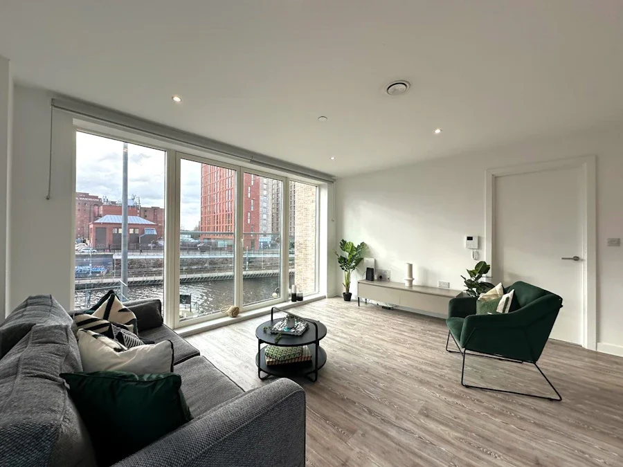 Flat Clippers Quay in Salford