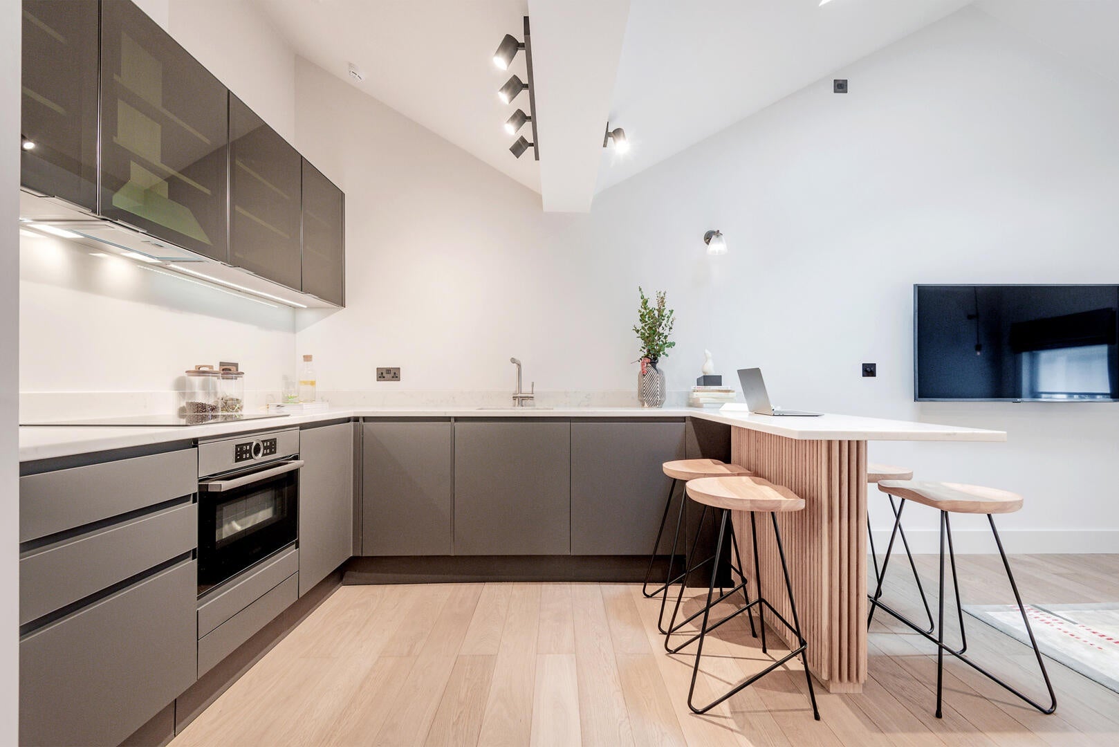 Flat Arlington Road in Greater London