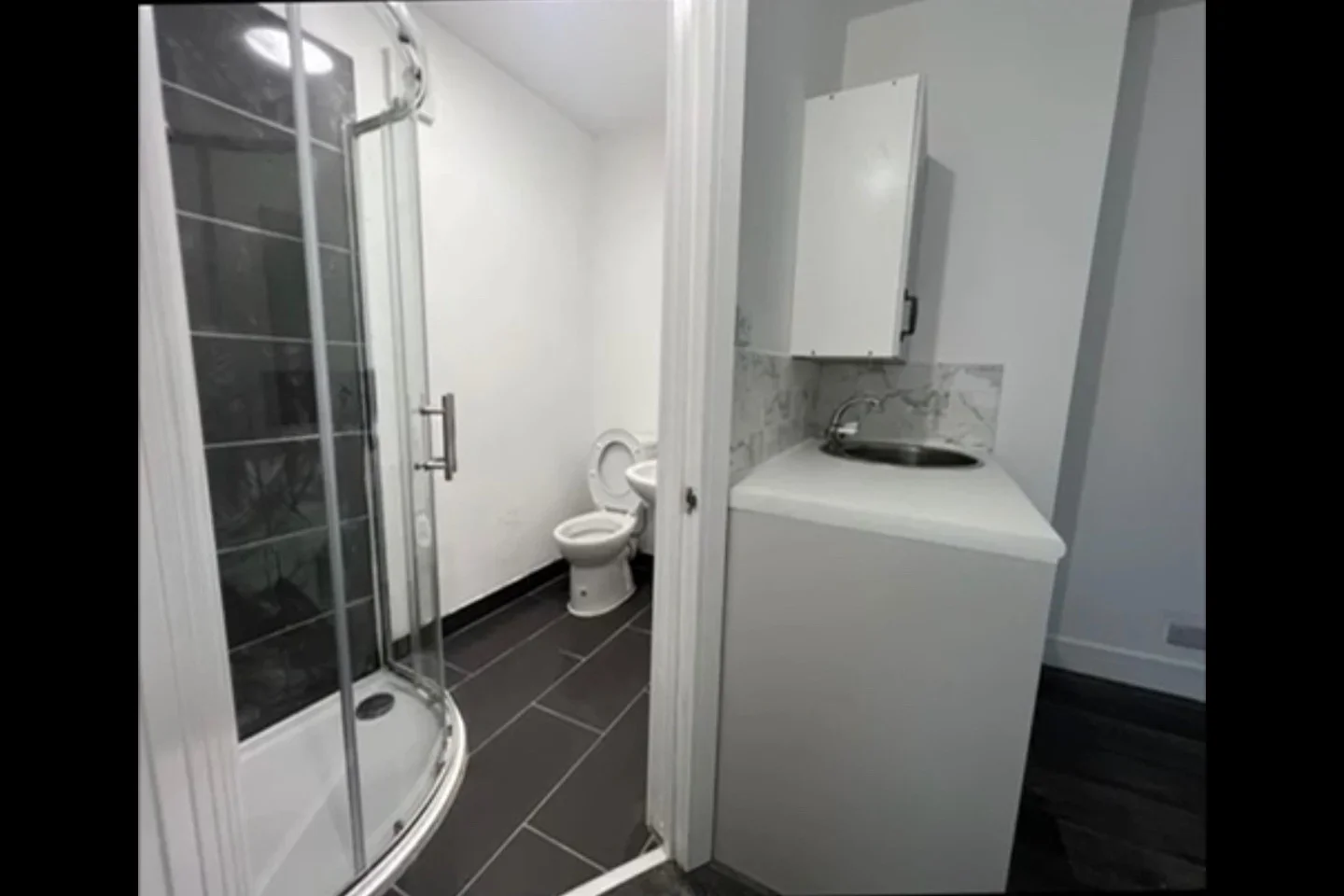 Room Chantry Road in Birmingham