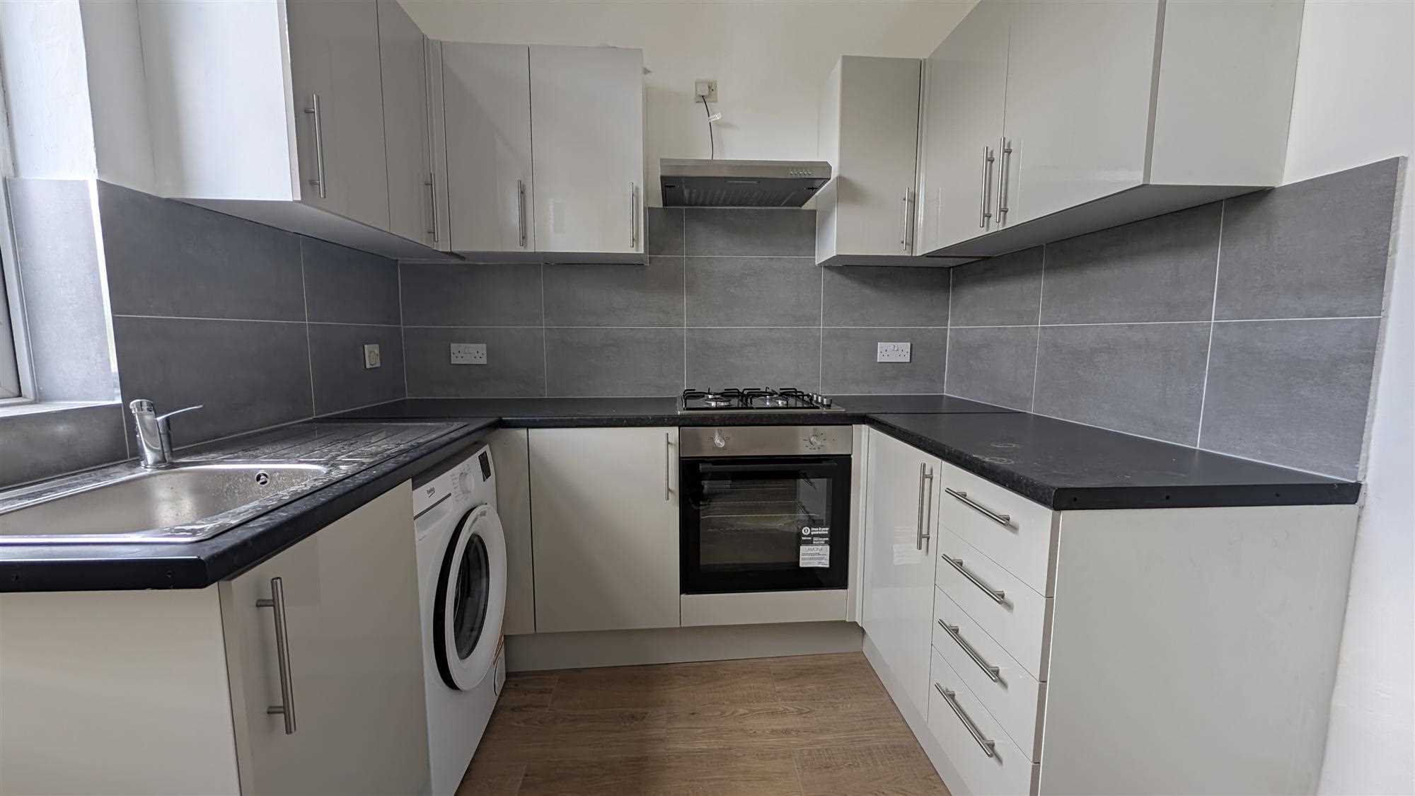 House Longmore Avenue in Greater London