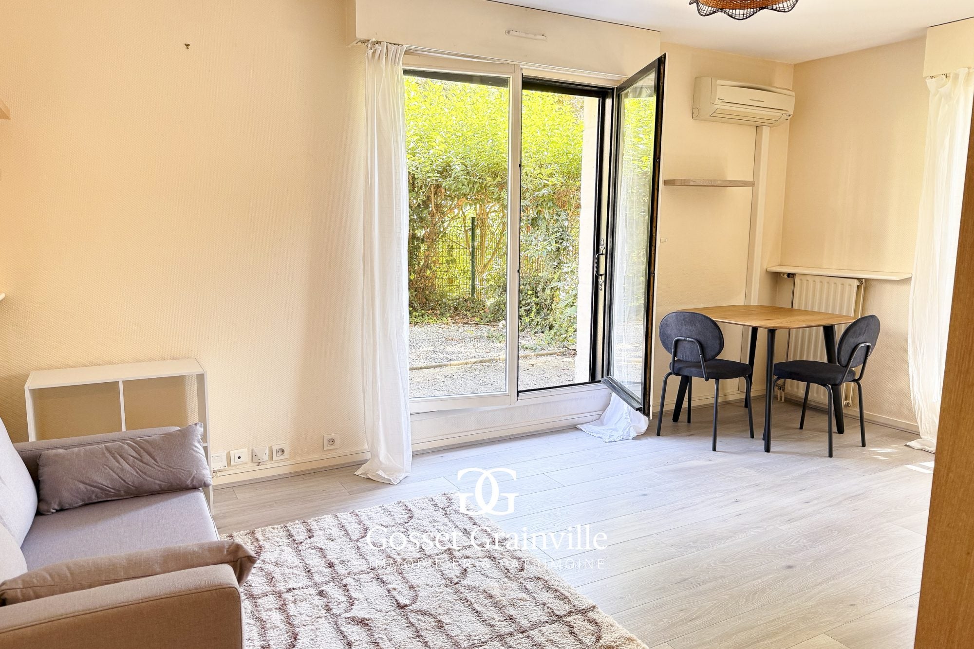 Appartement Rue Émile Deschanel à Courbevoie