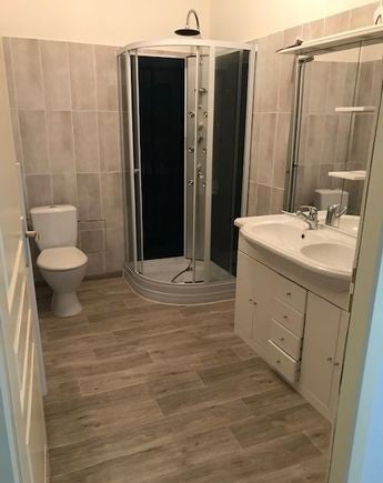 House Rue des Treilles in Libourne