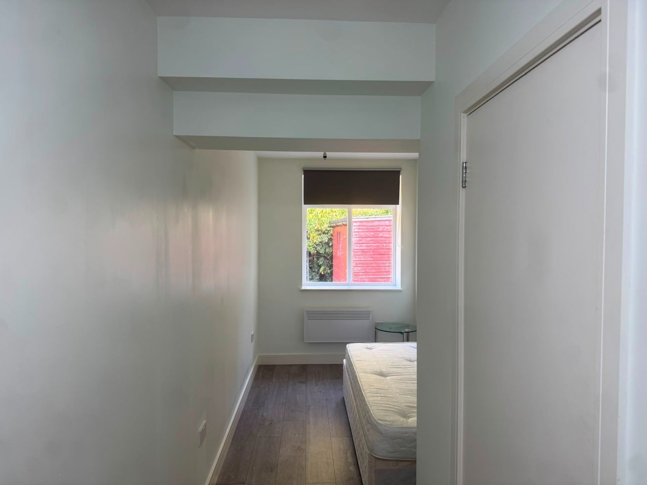Flat Hemmen Lane in Greater London
