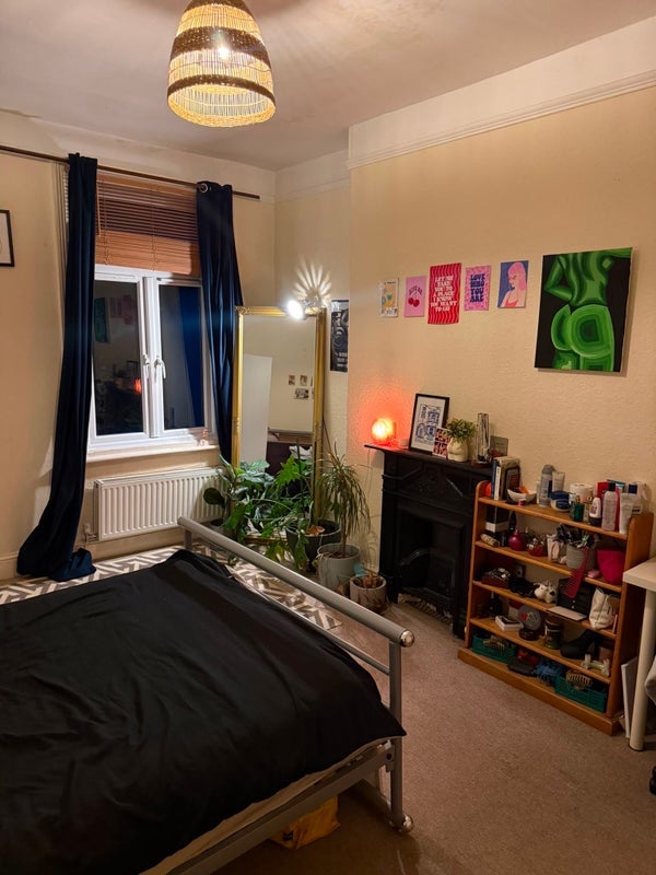 Room Goulden Road in Manchester