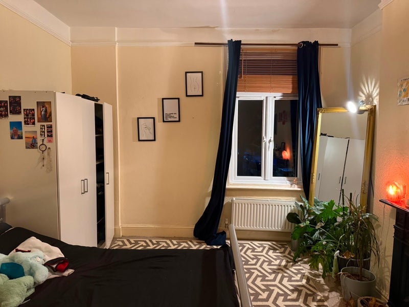 Room Goulden Road in Manchester