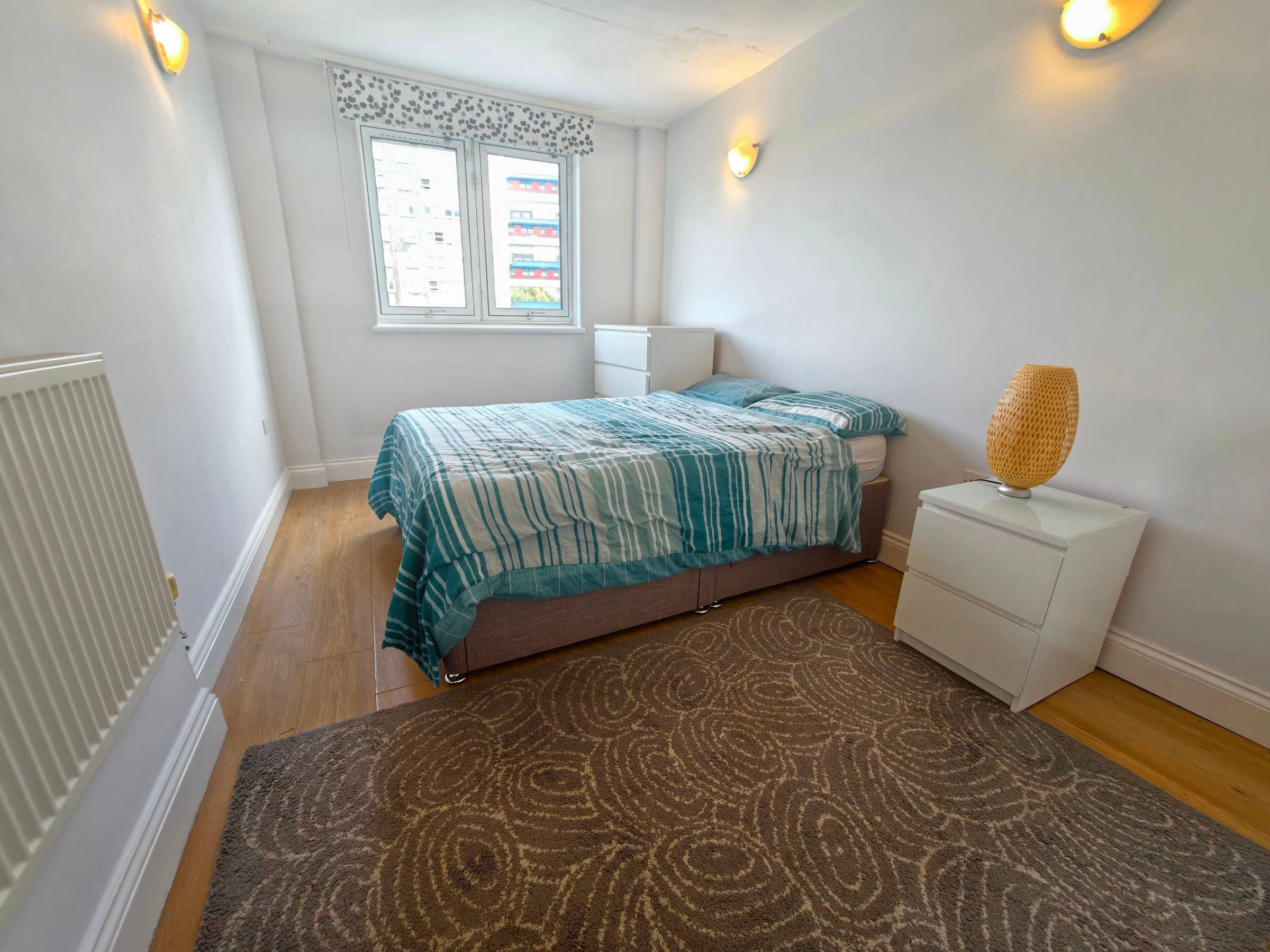 Flat Charlotte Despard Avenue in Greater London