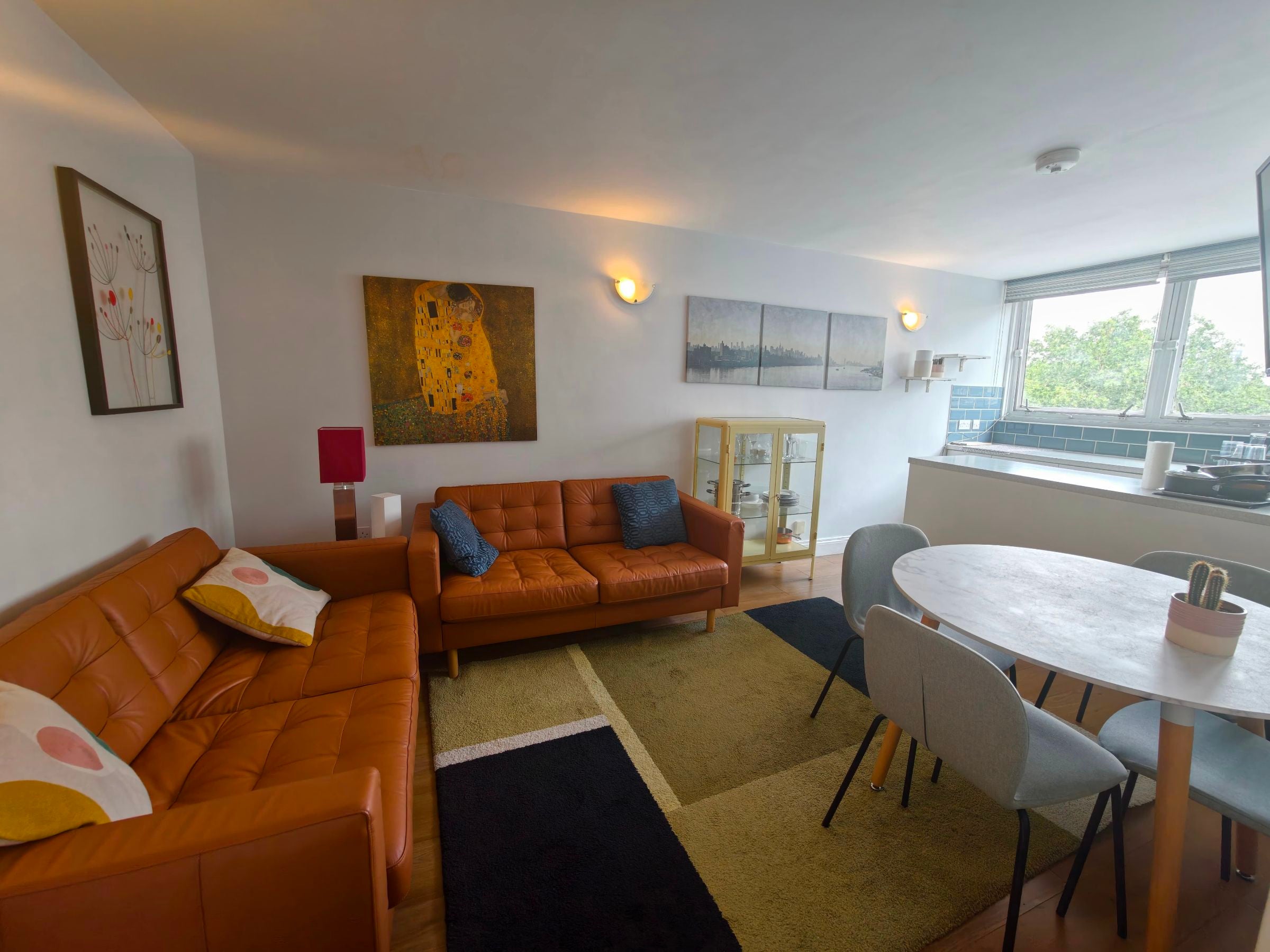 Flat Charlotte Despard Avenue in Greater London