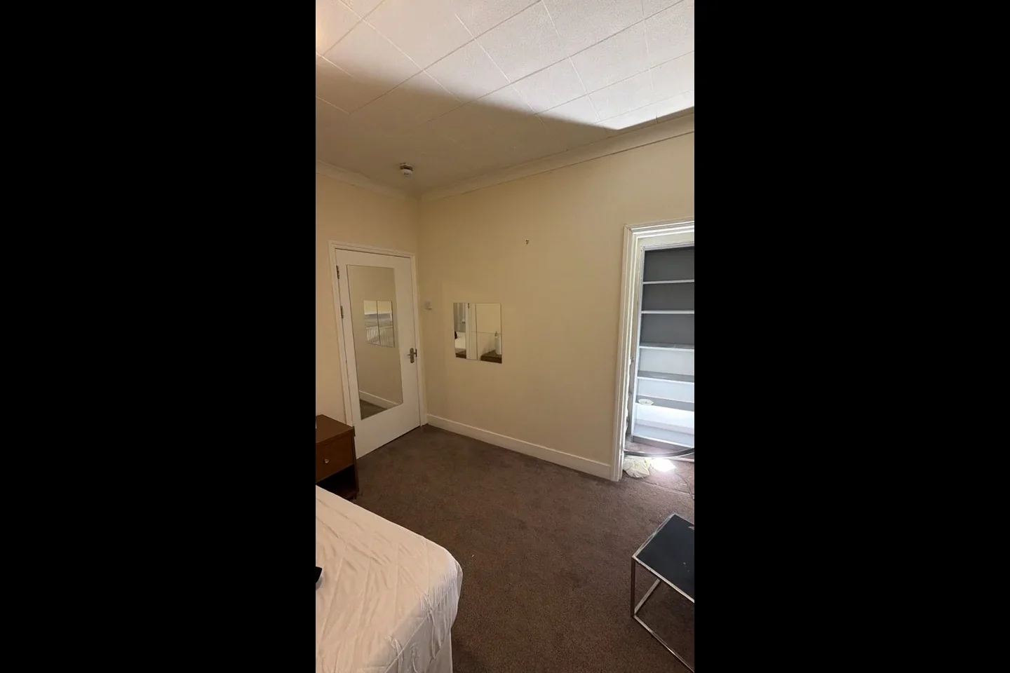 Room Churchfield Road in Greater London