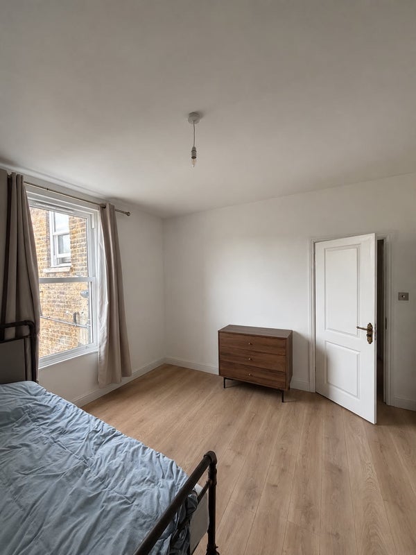 Room Crofton Road in Greater London