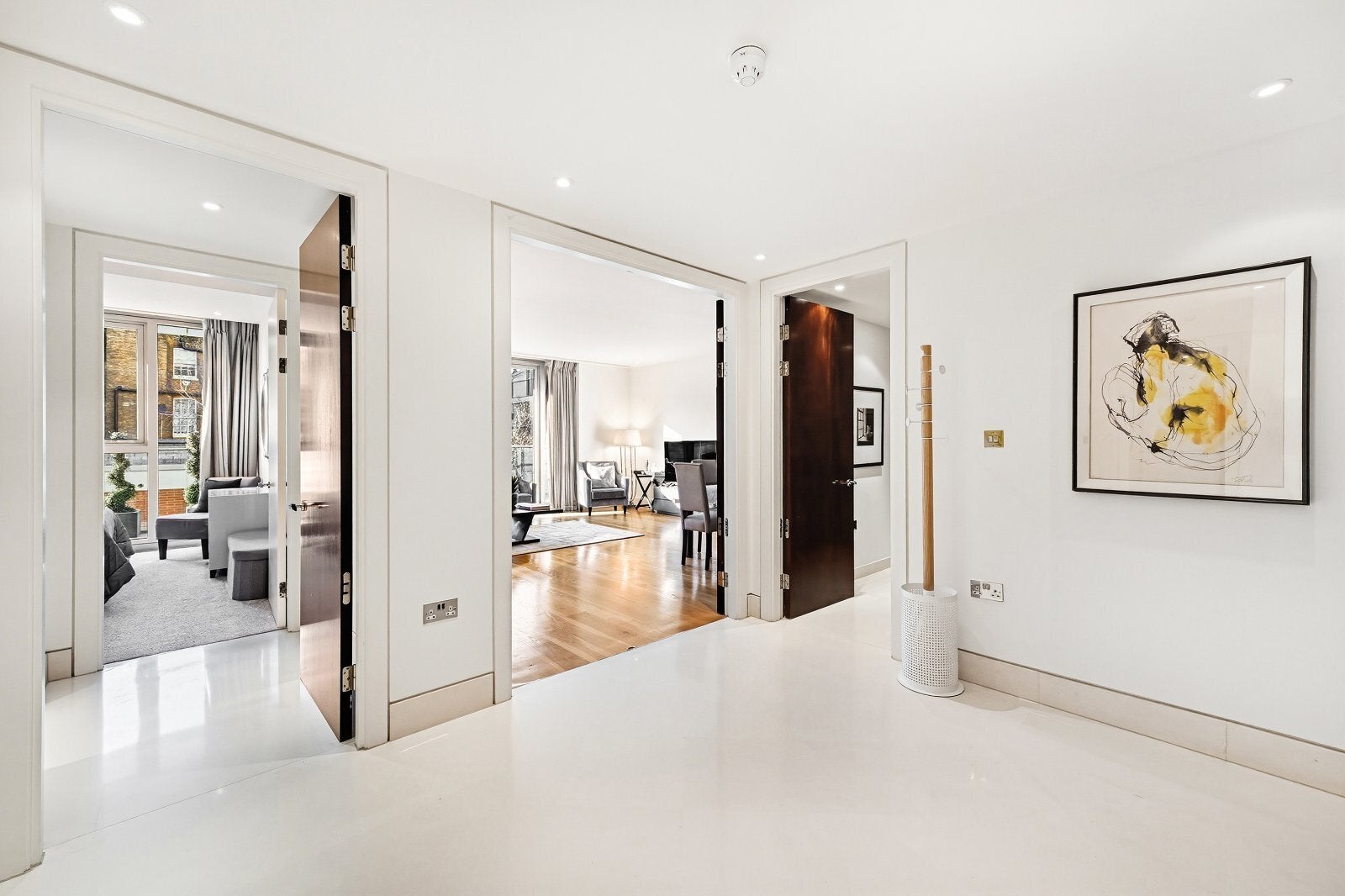 Flat Knightsbridge in City of Westminster