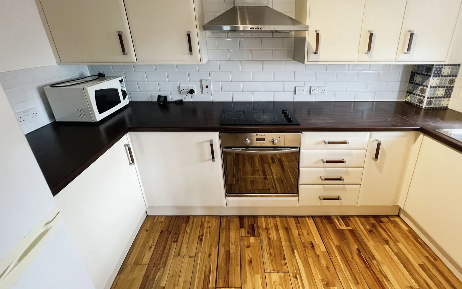 Flat Kenton Road in Greater London
