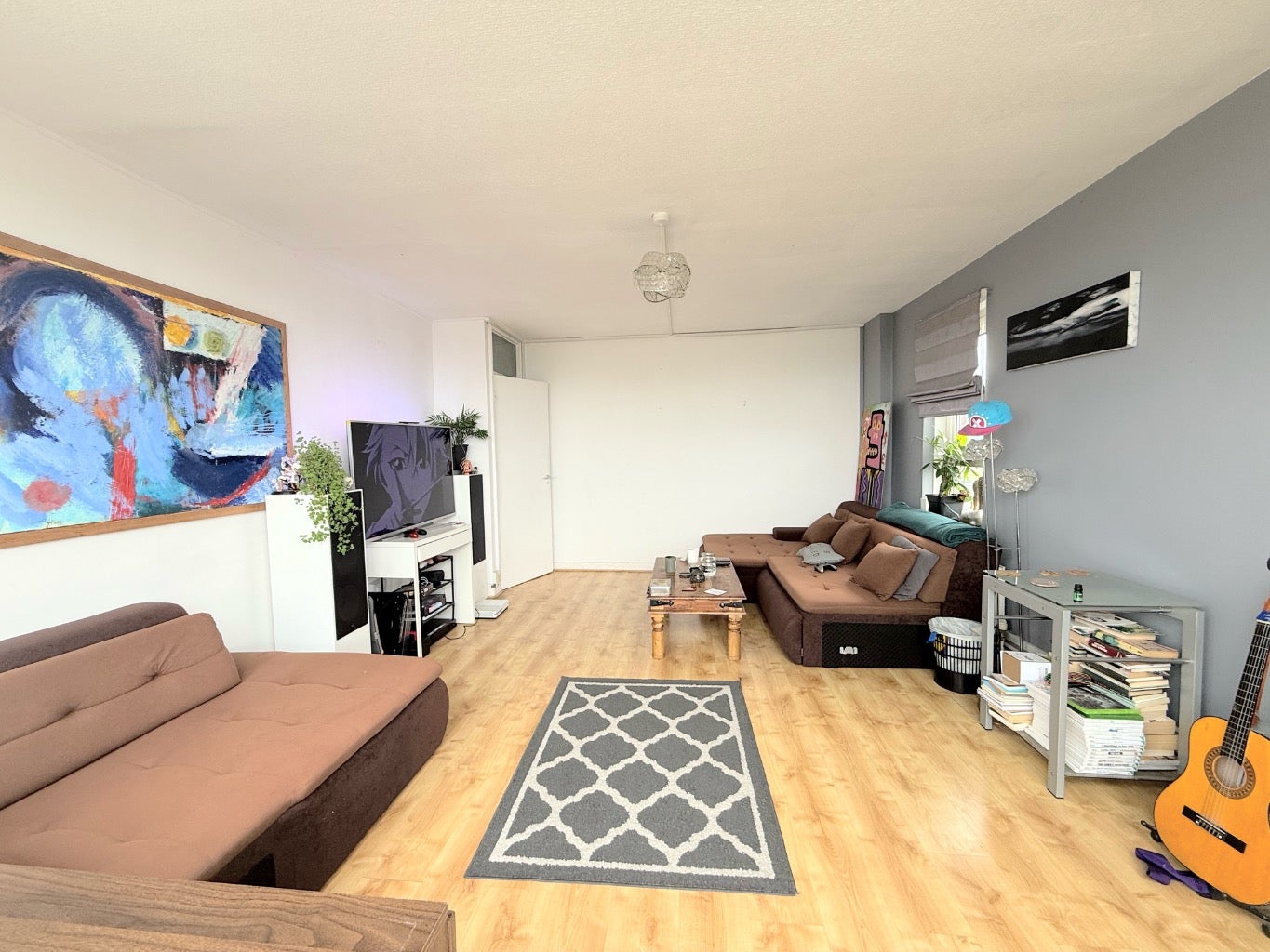 Flat High Road Woodford Green in Greater London