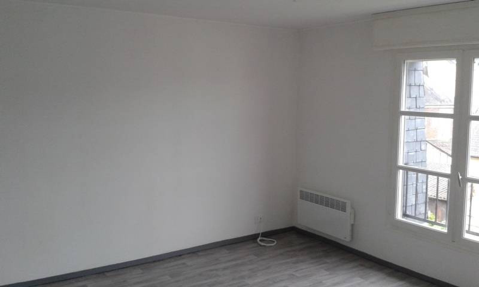 Flat Rue Saint-Jean in Gournay-en-Bray