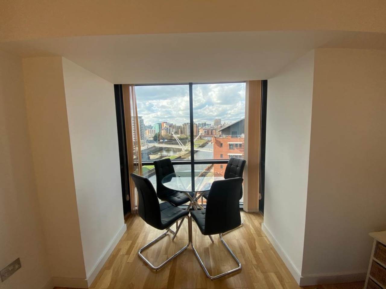 Flat Roberts Wharf in Leeds