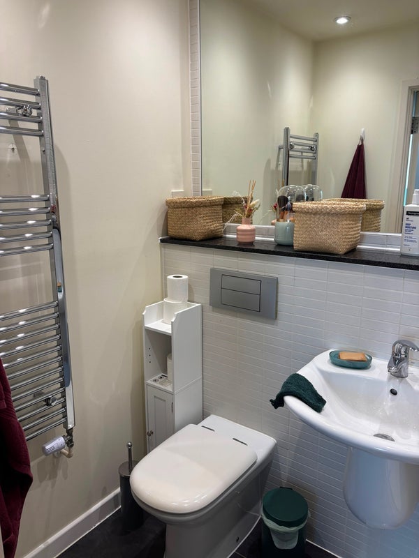 Room Harmony Place in Greater London