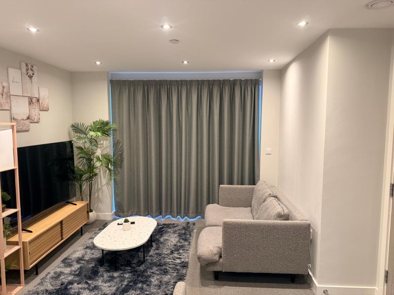 Room Bowes Street in Manchester