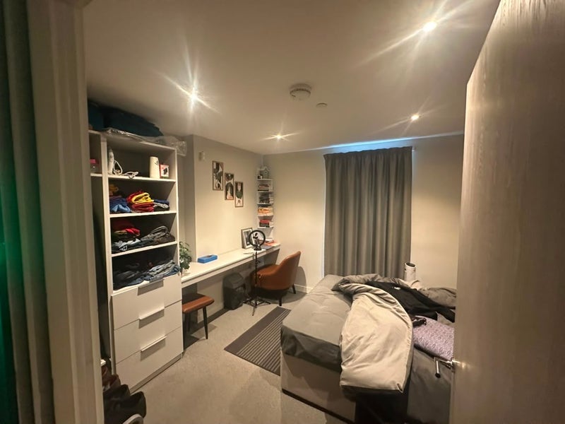 Room Bowes Street in Manchester