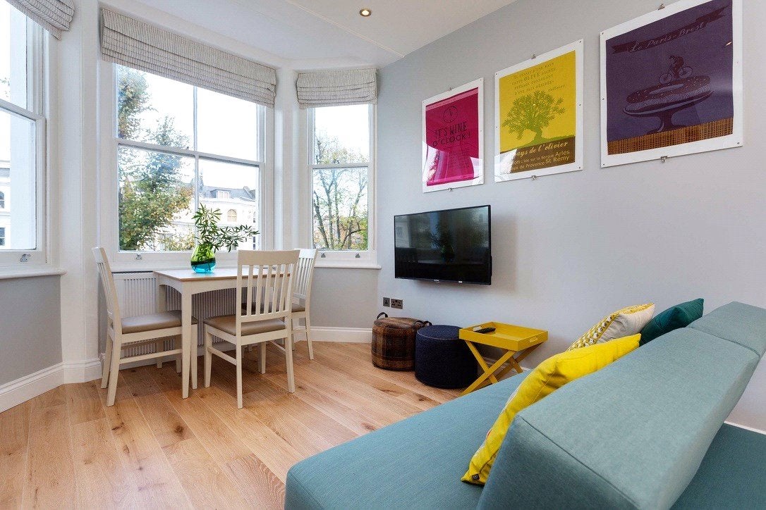 Flat Colville Gardens in Greater London