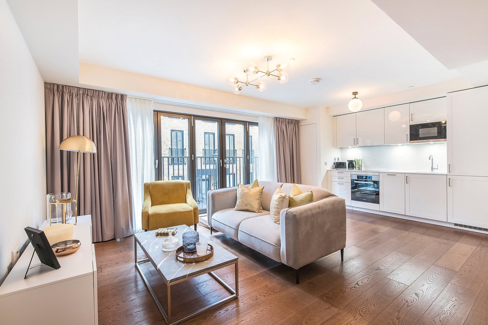 Flat Bateman Street in City of Westminster