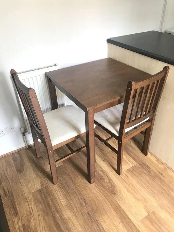 Room Lawrence Drive in Greater London