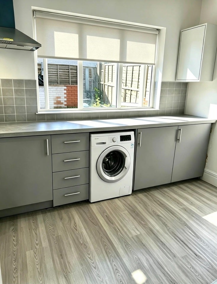 Flat Colchester Avenue in Greater London