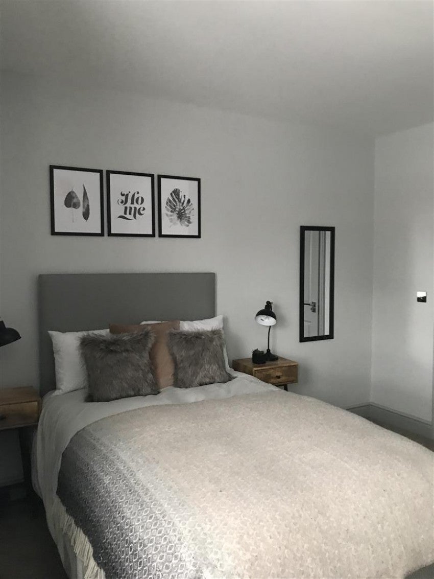Room Vastern Road in Reading