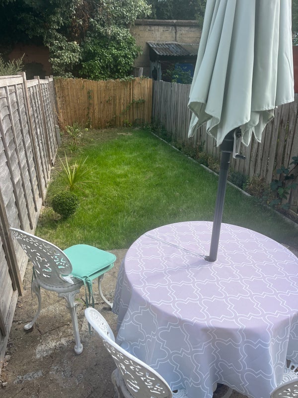 Room Silver Crescent in Greater London