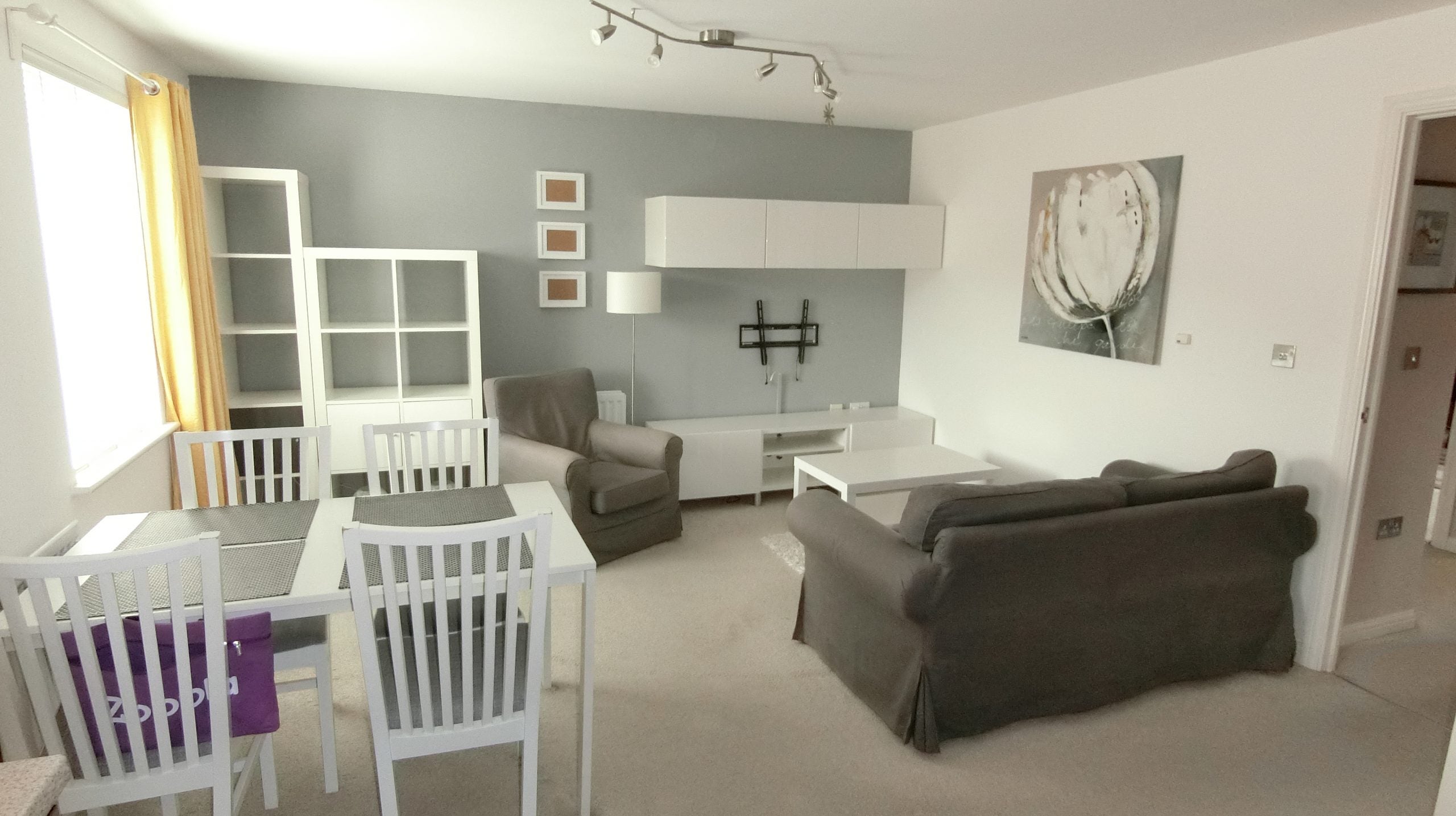Flat Ffordd James McGhan in Cardiff