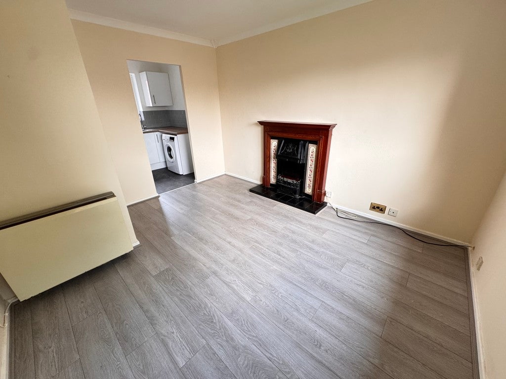Flat Penn Road in Wolverhampton