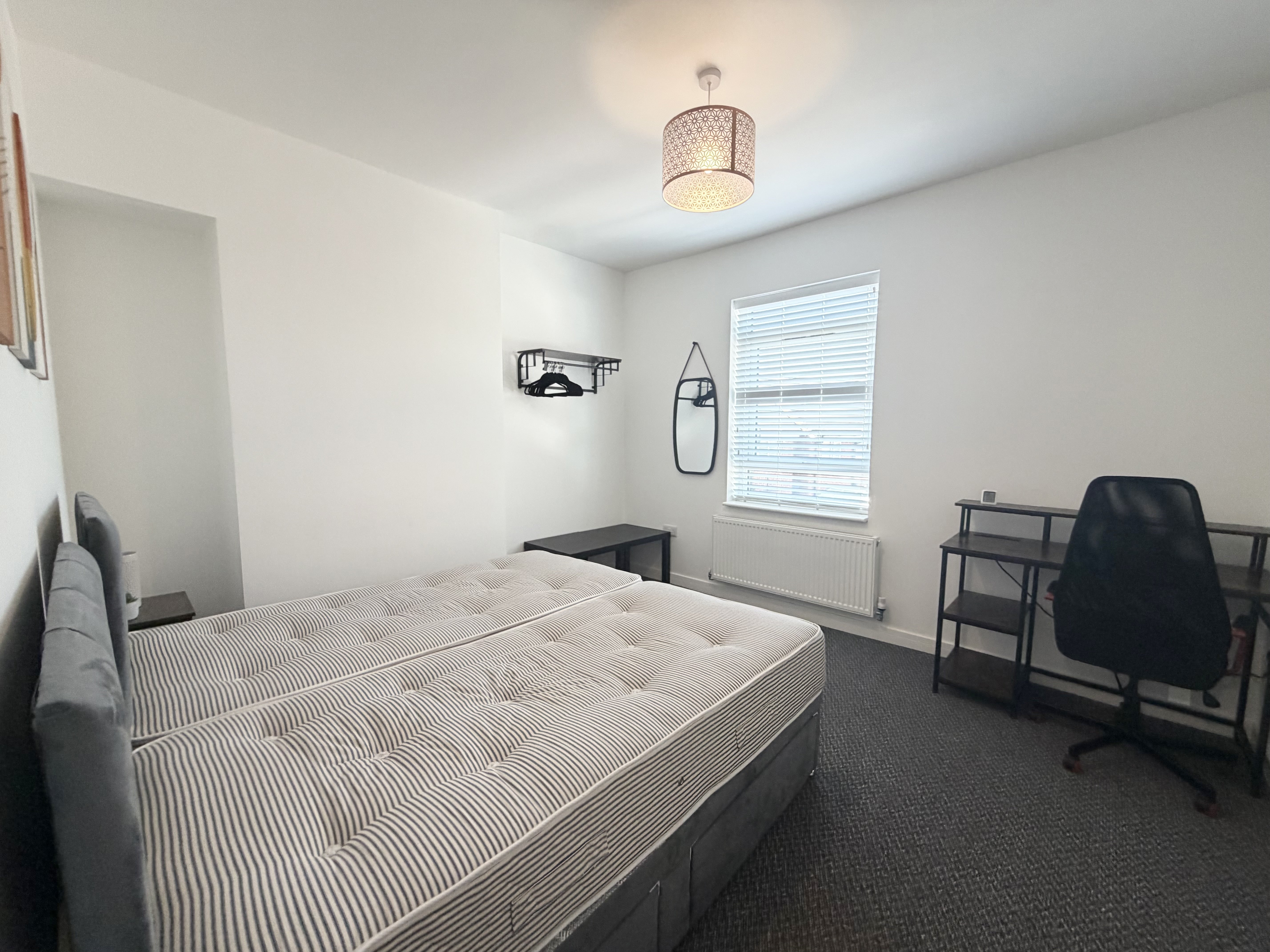 Room Creswell Street in St Helens