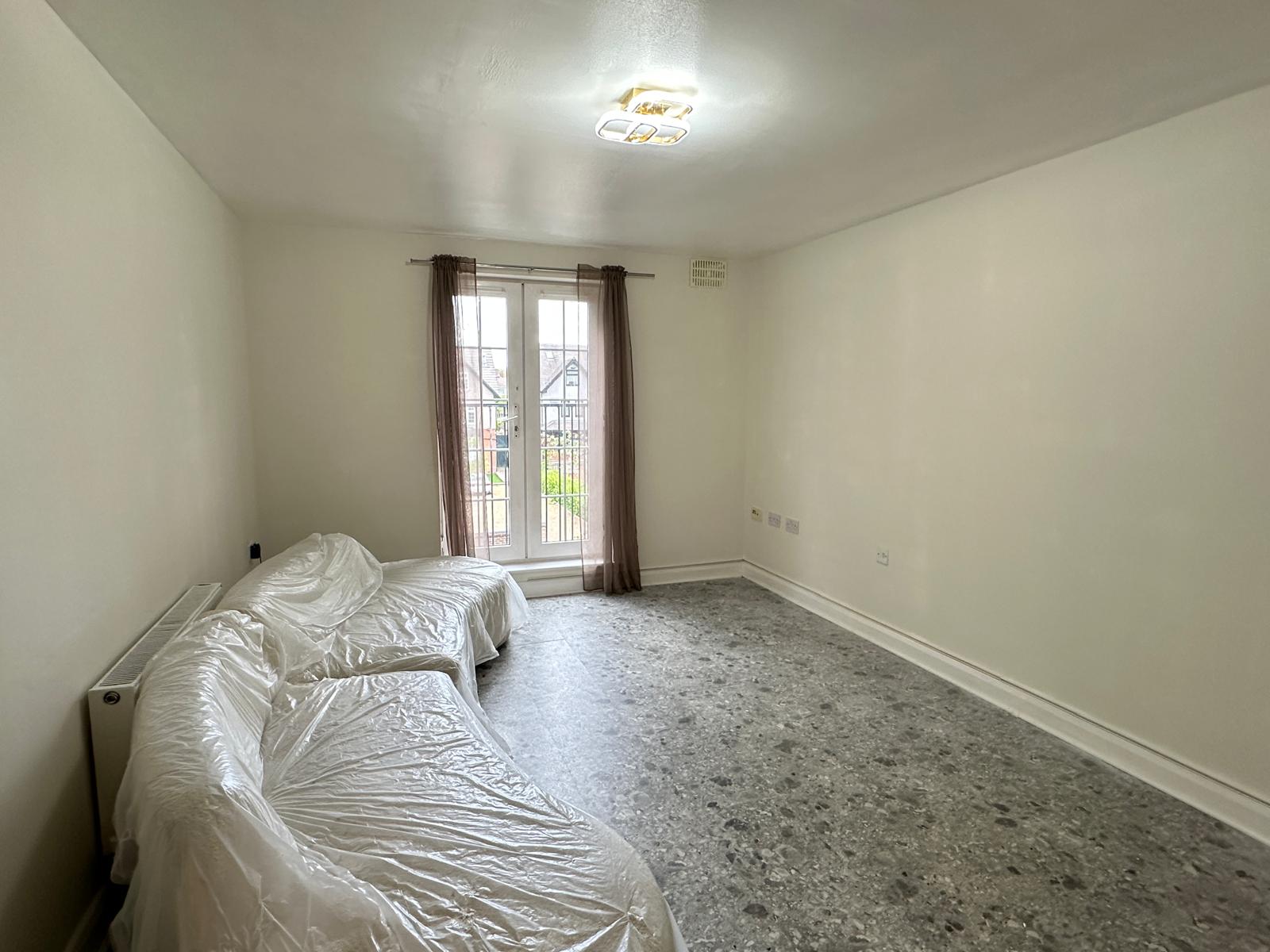 Flat Canberra Way in Milnrow