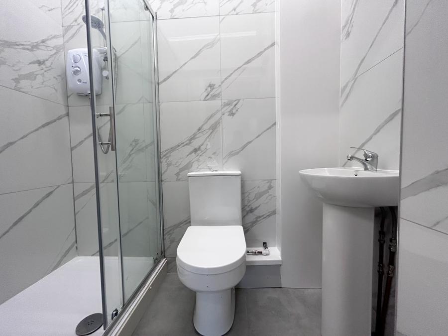 Flat Uttoxeter New Road in Derby