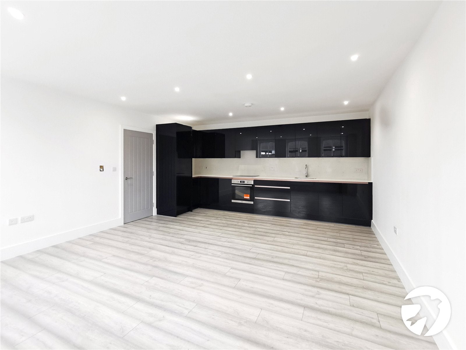 Flat Lowfield Street in Dartford