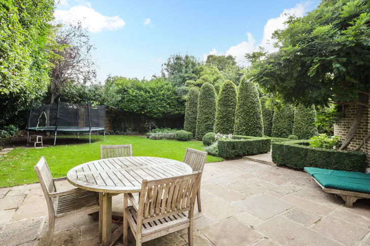 House Petersham Road in Greater London