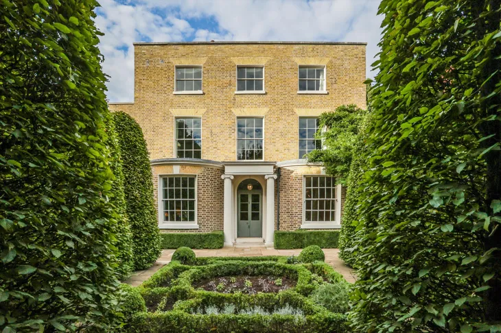 House Petersham Road in Greater London