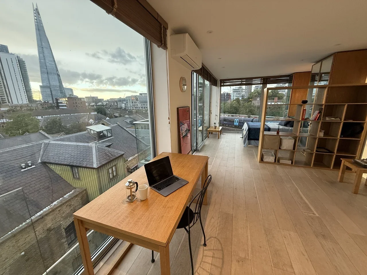 Flat Maltings Place in Greater London