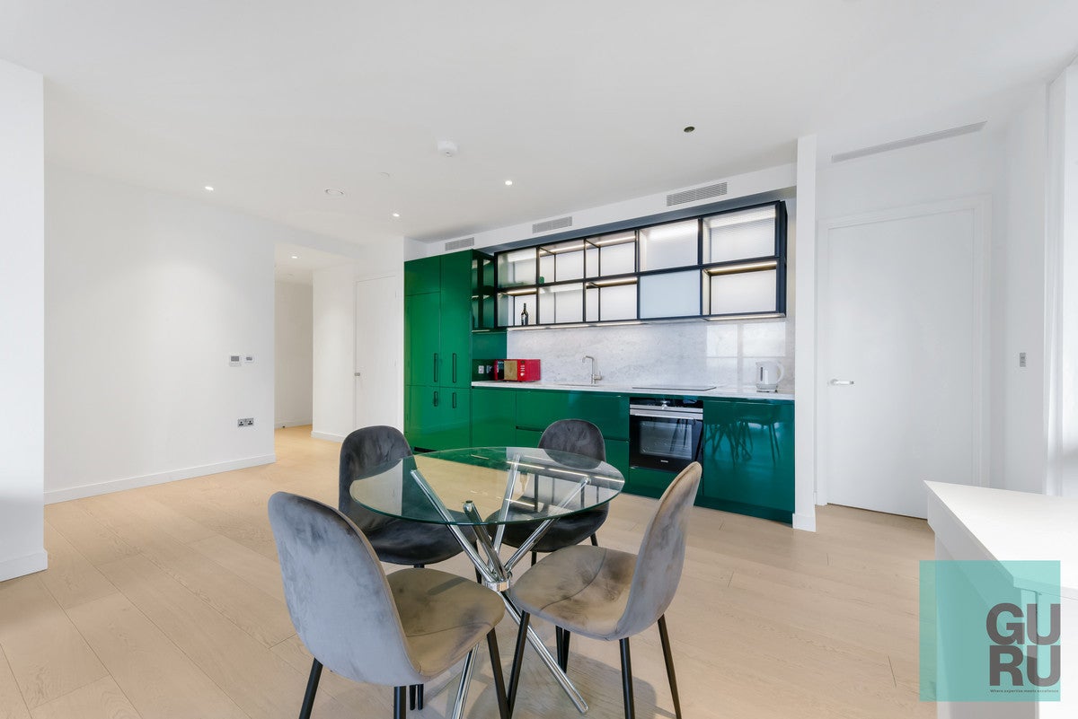 Flat Wards Place in London