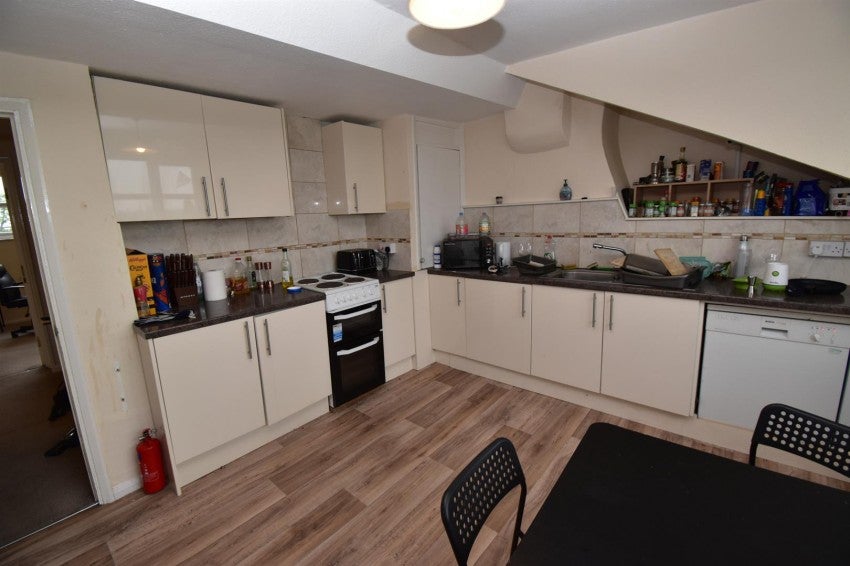 Flat Clarendon Avenue in Royal Leamington Spa