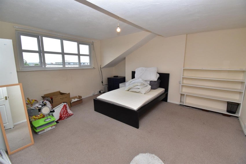 Flat Clarendon Avenue in Royal Leamington Spa