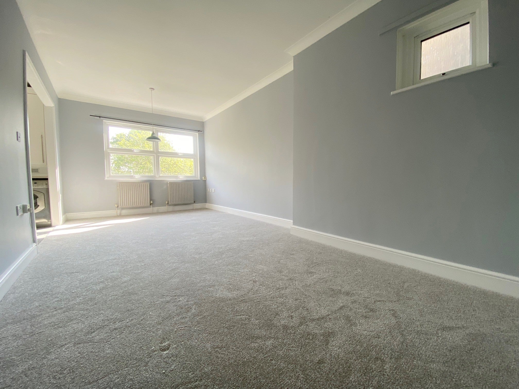 Flat Ratcliffe Close in Greater London