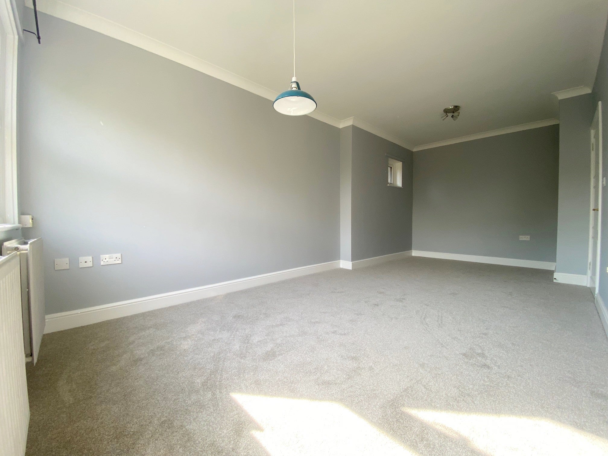 Flat Ratcliffe Close in Greater London