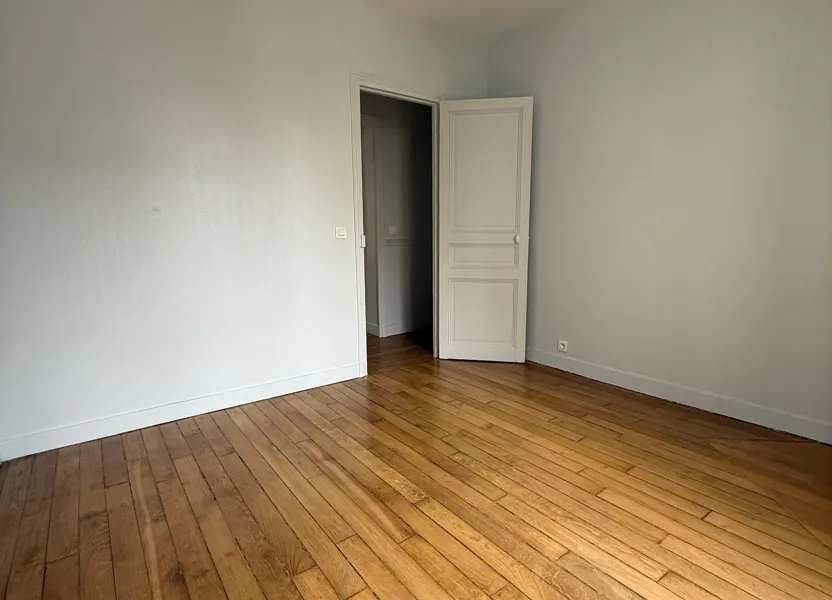 Flat Rue du Parc in Levallois-Perret
