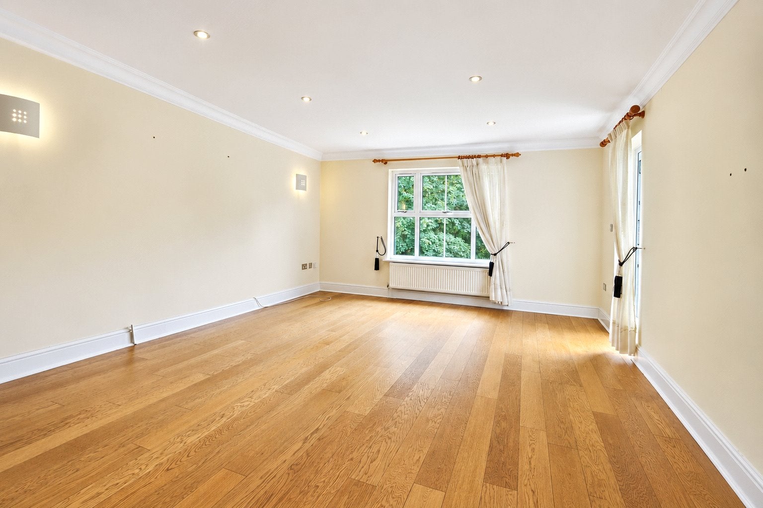 Flat Lady Margaret Road in Sunningdale