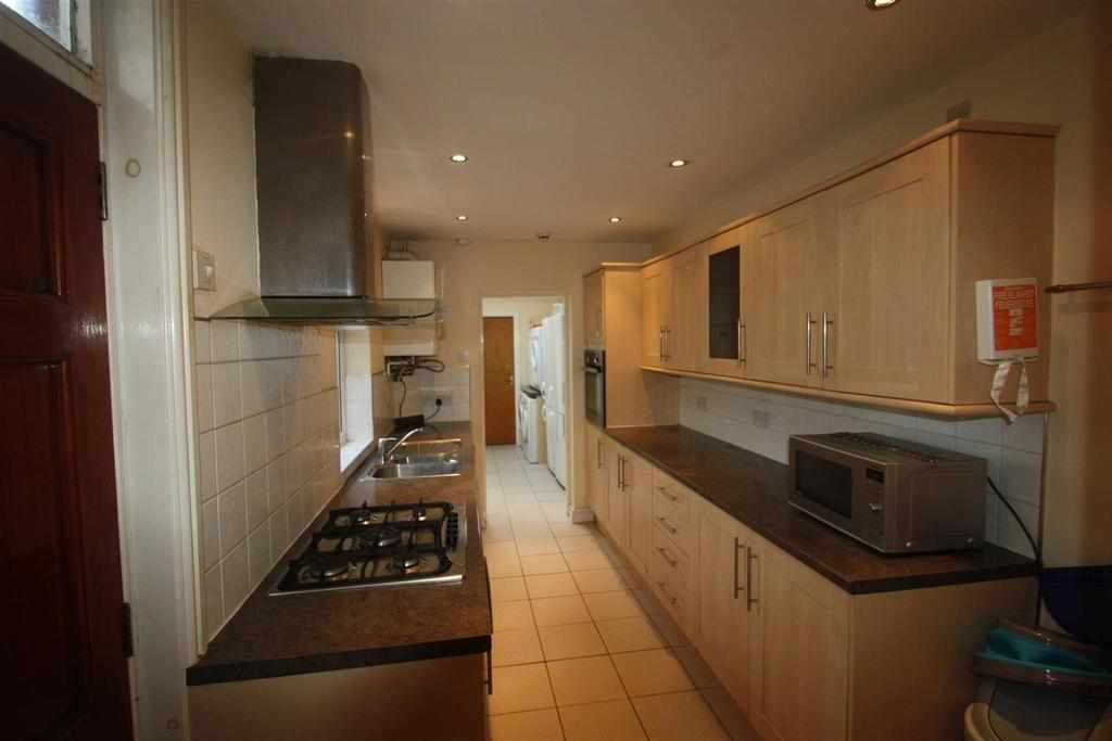 Flat Heeley Road in Birmingham
