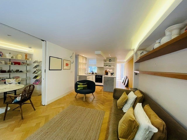 Flat Saint Lawrence Terrace in Greater London
